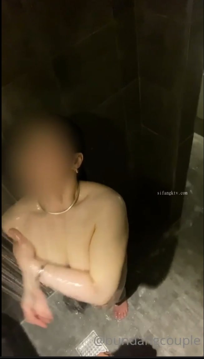 MBMH-063 奇跡的にSNSで知り合ったオルチャン女子と韓国で待ち合わせしてオフパコ！ イスゥちゃん＆トーヒ